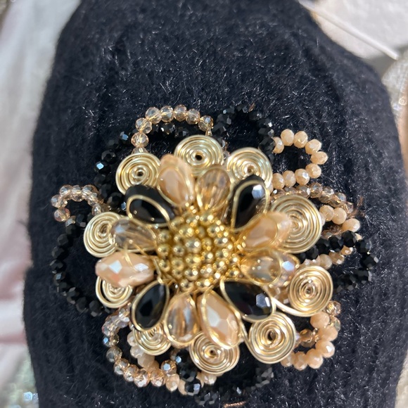 Woman winter beanie - Picture 3 of 4